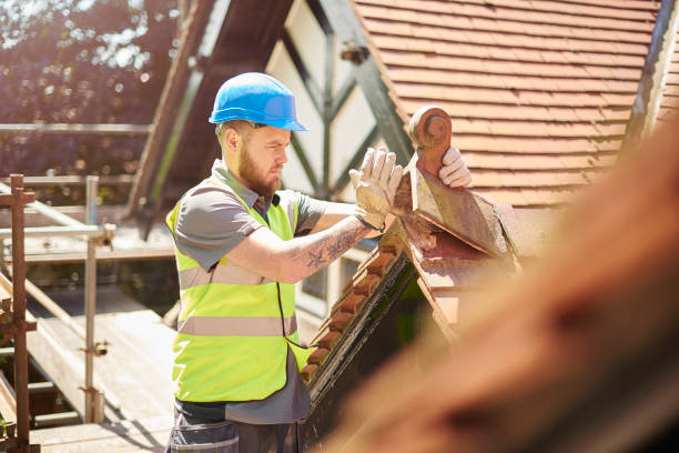 Best Residential Roofing Contractor  in Manito, IL